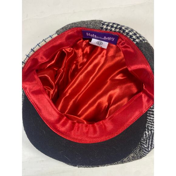 Hats in the Belfry XL - Picture 4 of 6